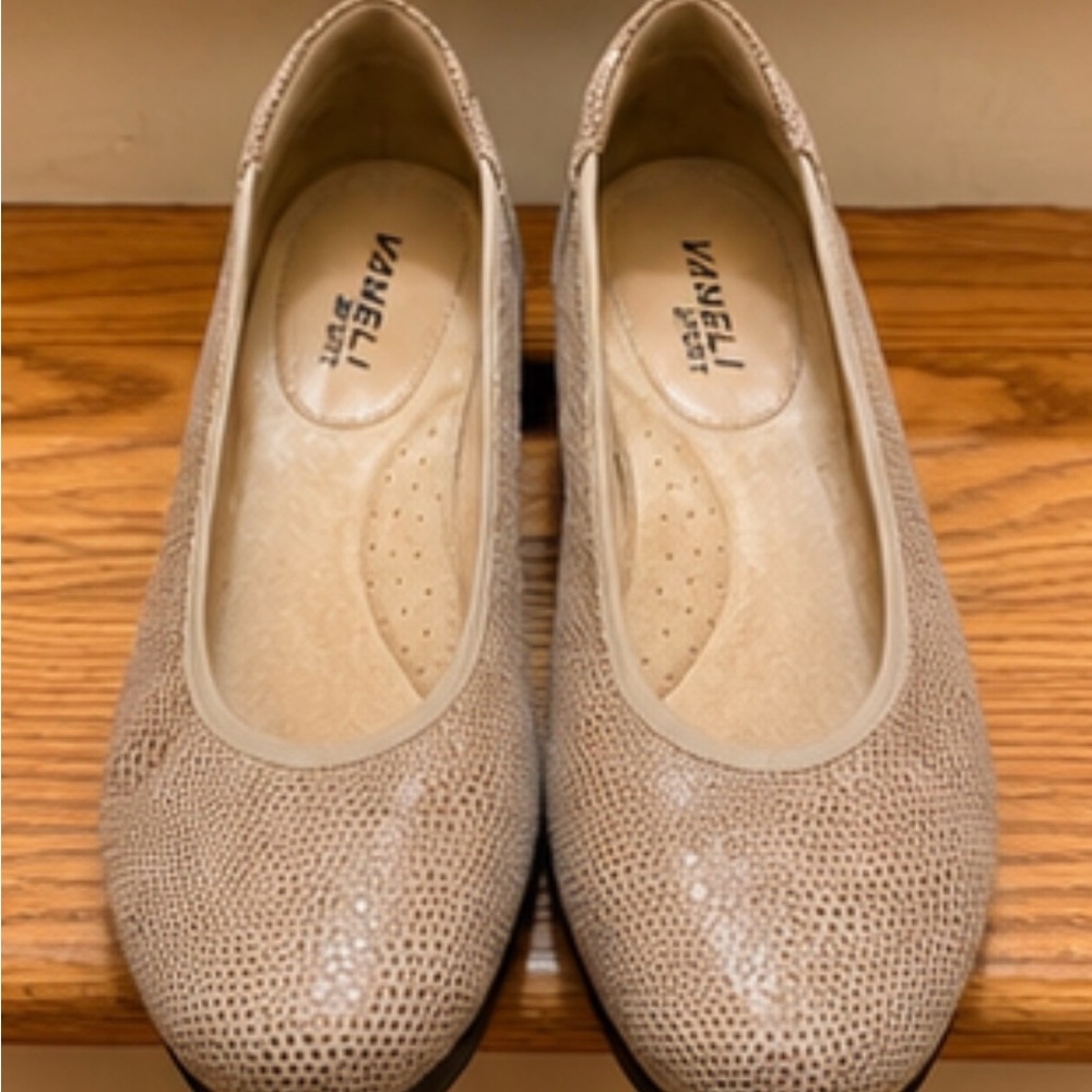 Vaneli Taupe Textured Ballet Flats